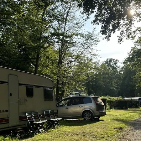 Mobil Avec Climatisation - 6 Pers. - Api-1-52-2581 * Arrigny